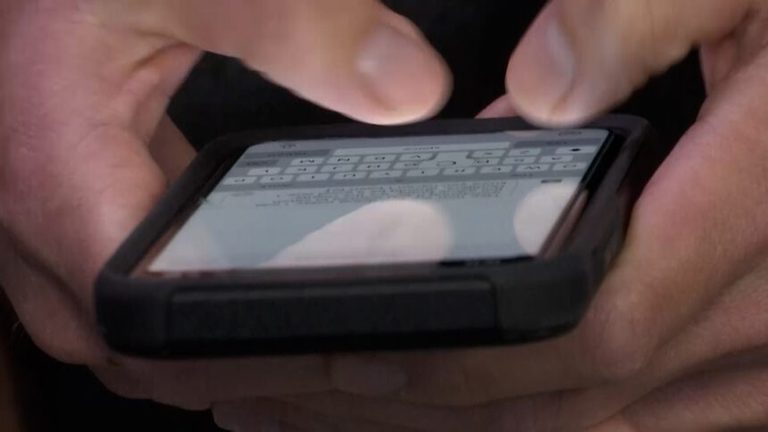 Santa Maria High Schools Restrict Devices