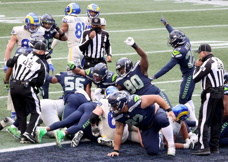 Seahawks Employees Visit Alabama