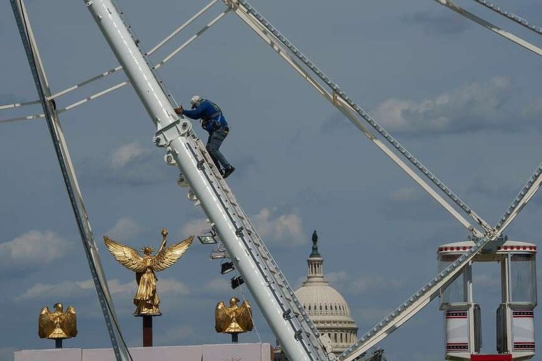 Senate Passes Bipartisan Housing Bill