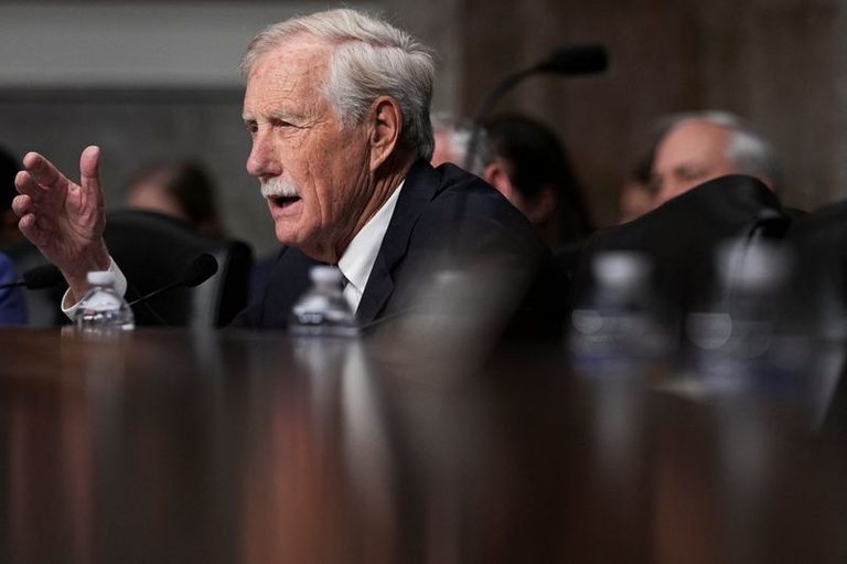 Senator Opposes 66 8B Power Deal