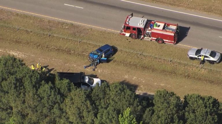 Serious Crash Blocks Us 70 In Johnston County