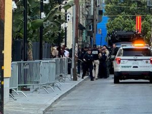 Sfpd Sheriff Execute Search On Wiese Street