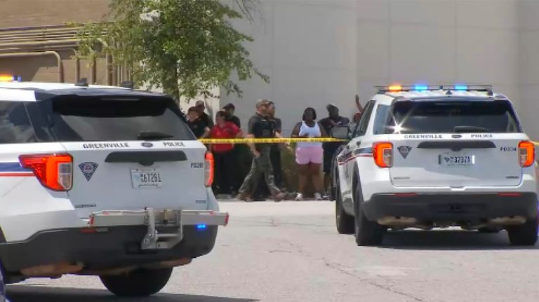 Shooting At South Carolina Mall