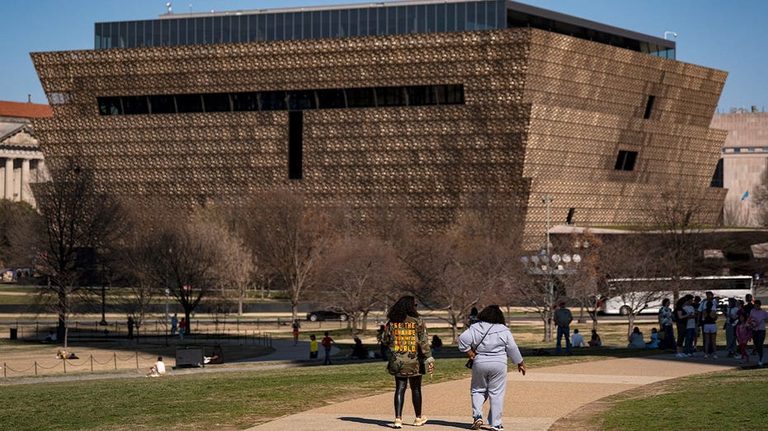Smithsonian Urged To Withdraw From Retreat