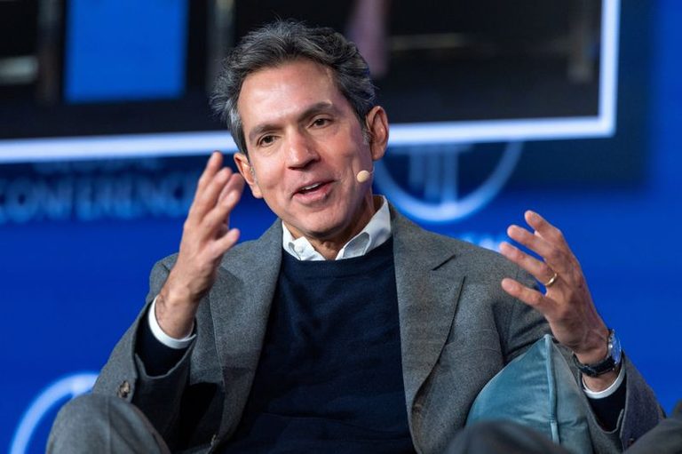 Sony Invests 100M In Cosm