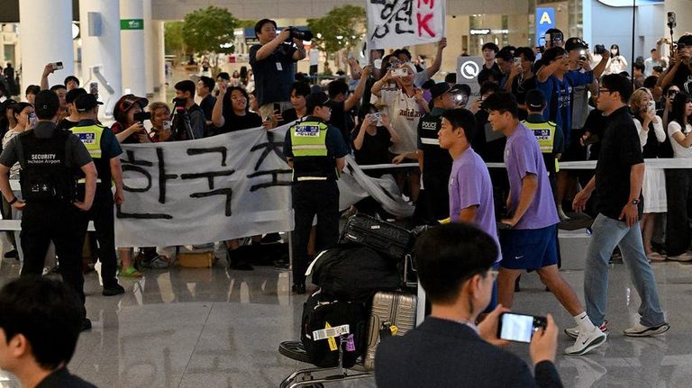 South Korean Soccer Team Booed