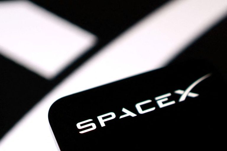 Spacex Charter Discuss Mobile Phone Partnership
