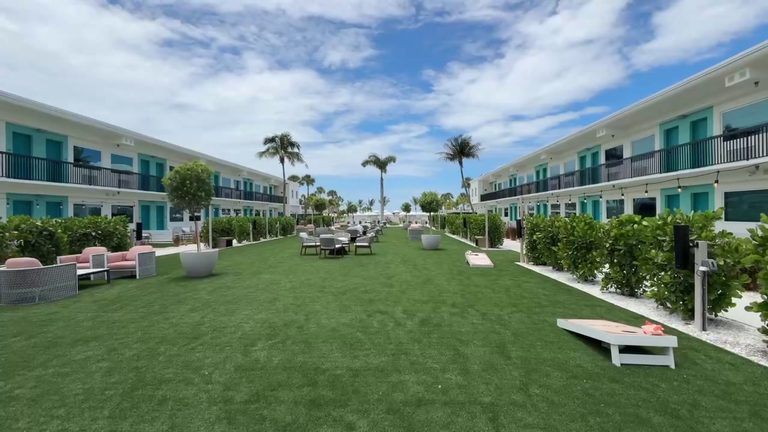 St Pete Beach S Postcard Inn Reopens As The Luce