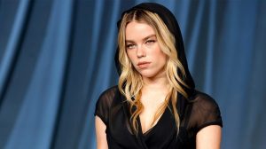 Supergirl Movie On Track For 200M Loss