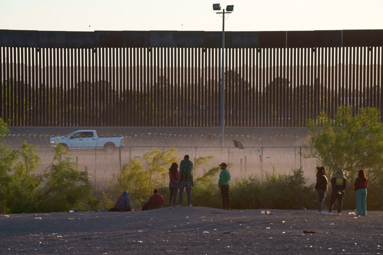 Supreme Court Clears Way For Trump Immigration Policy