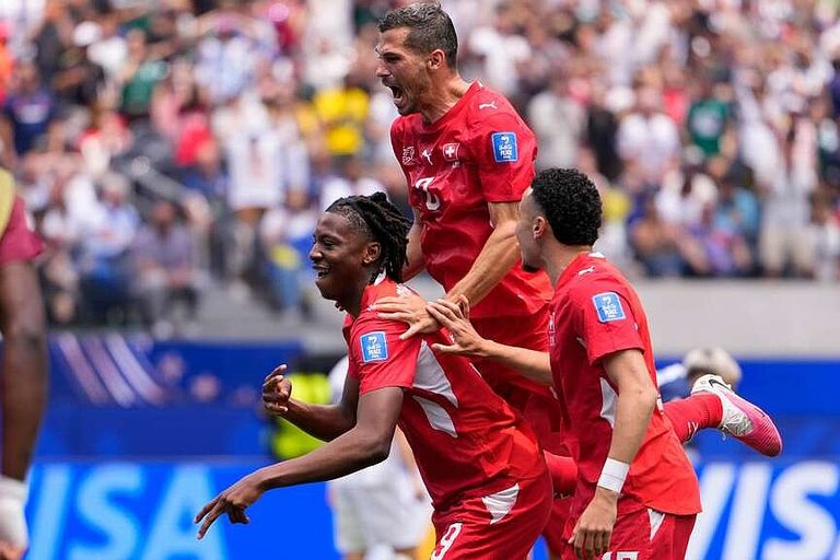 Switzerland Wins 4 1 Over Bosnia