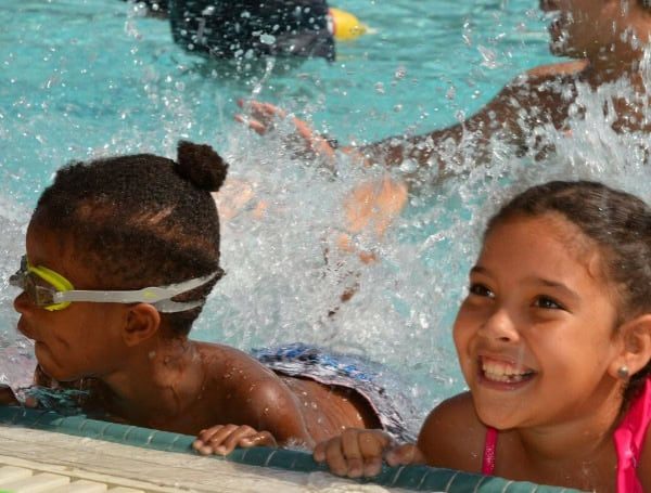 Tampa Offers Free Swim Lessons