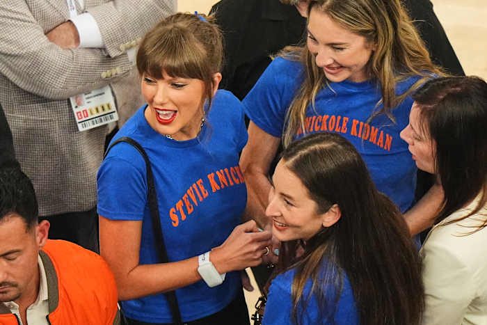 Taylor Swift Attends Spurs Knicks Game 4