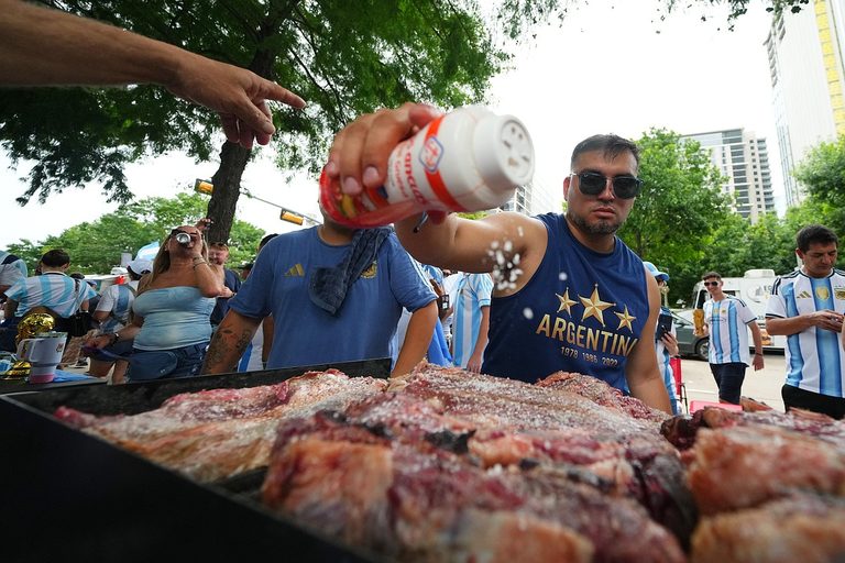 Texas Argentina Fans Debate Best Beef