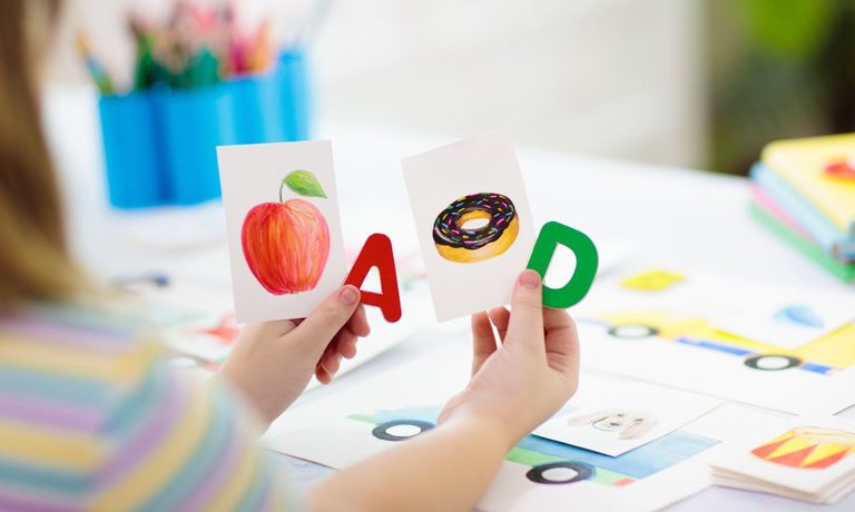 Texas Gov Abbott Announces Return To Phonics Cursive