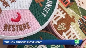 Therapist Creates Global Community