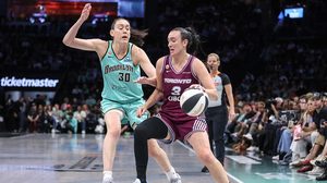 Toronto Tempo Seek Home Court Advantage Against Chicago Sky In Wnba Matchup