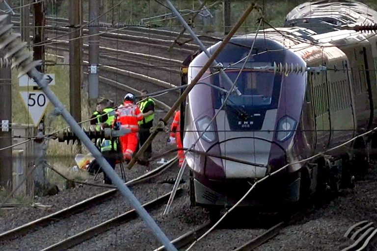 Trains Collide North Of London
