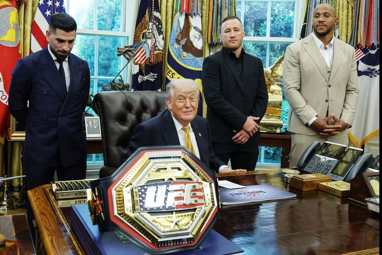 Trump Family Promotes Coins