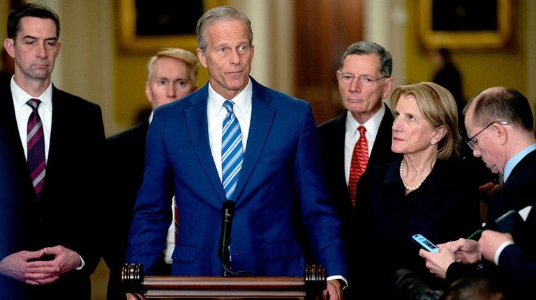 Trump Meets Senate Republicans