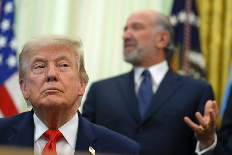 Trump Seeks Deal With Iran