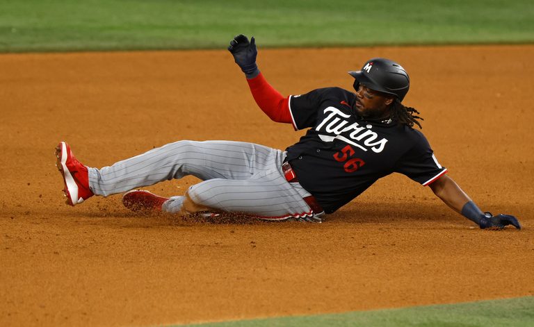 Twins Clinch Series Win In Texas