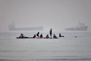 U S And Iran Exchange Fire In Gulf Amid Fragile Ceasefire