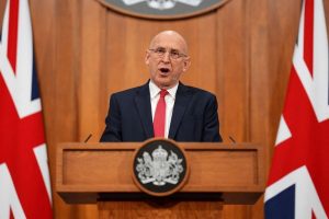 Uk Defense Secretary Resigns