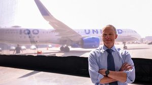 United Airlines Ceo Bets On Premium Perks To Attract Travelers