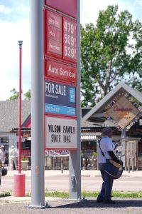 Us Inflation Rises Above 4