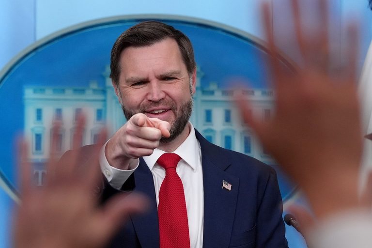 Us Lifts Iran Blockade