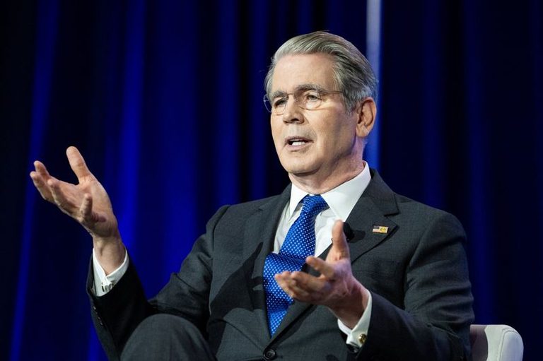 Us Treasury Urges Gas Retailers To Lower Prices