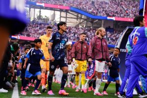 Usmnt Faces Australia In World Cup Match
