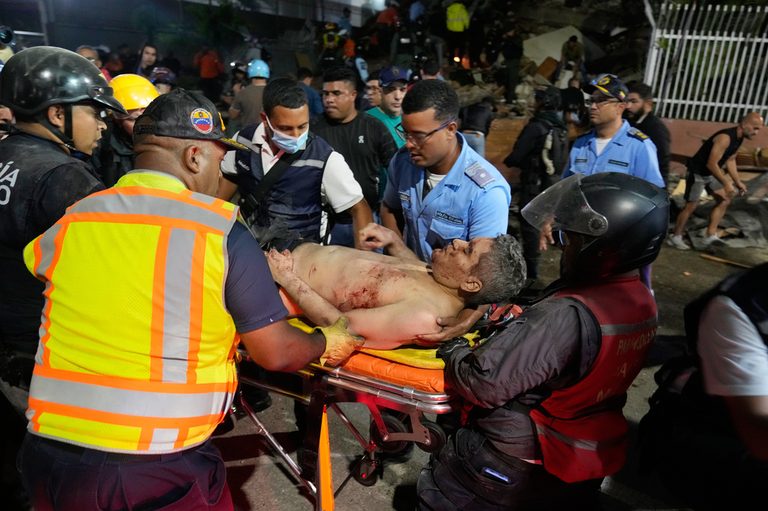 Venezuela Earthquakes Kill 164