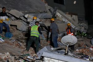 Venezuela Earthquakes Kill Over 30