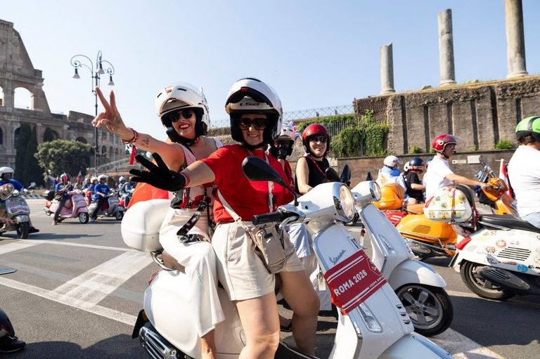 Vespa Celebrates 80Th Birthday