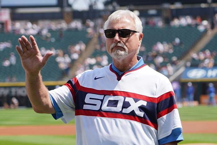 White Sox Chairman Officiates Wedding