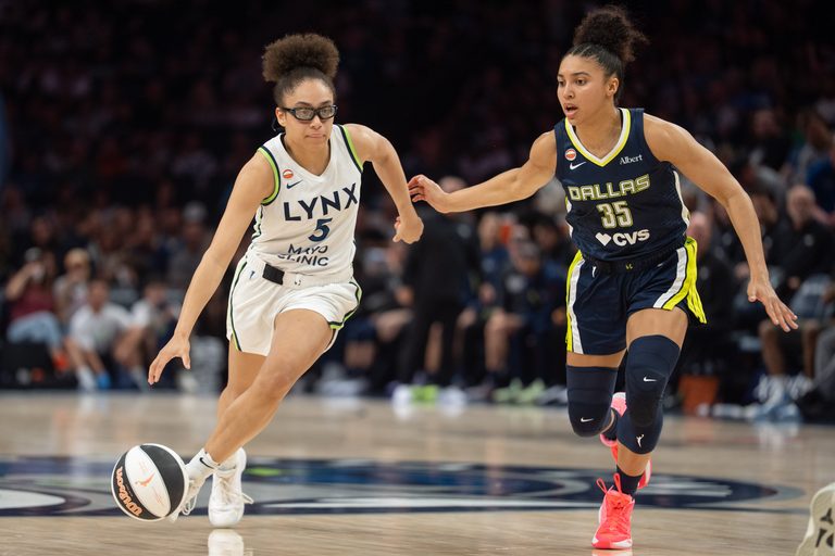 Wings Host Lynx At College Park Center