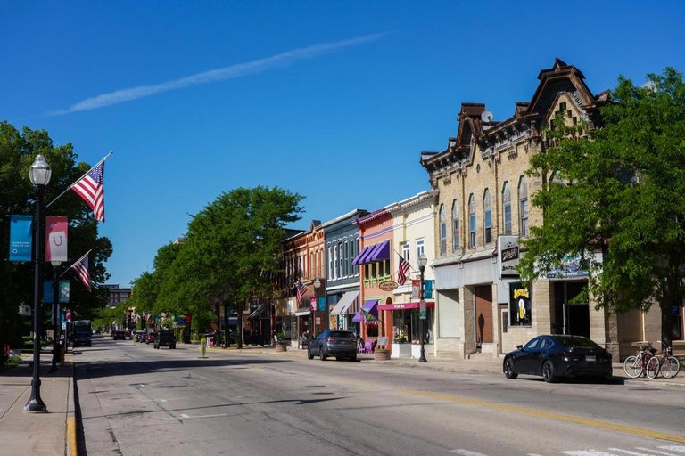 Wisconsin Town Offers 9 500 To Move