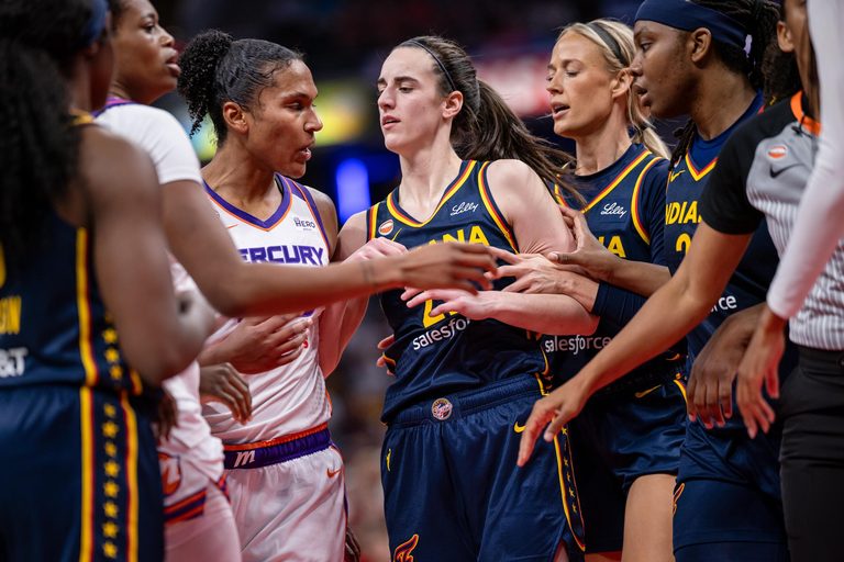 Wnba Suspends Alyssa Thomas