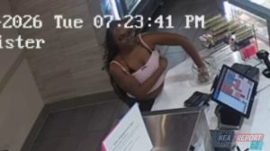 Woman Takes Tips From Jonesboro Baskin Robbins