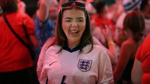 World Cup Fans Enjoy American Hot Dogs