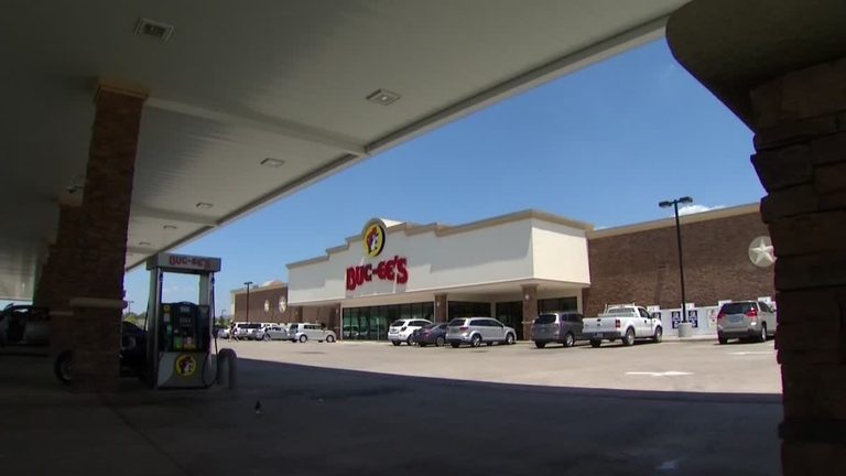 World Cup Visitors Flock To Buc Ee S