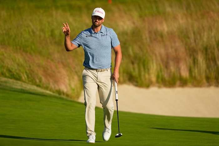 Wyndham Clark Leads Us Open