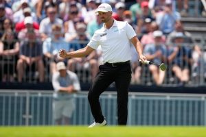 Wyndham Clark Leads Us Open