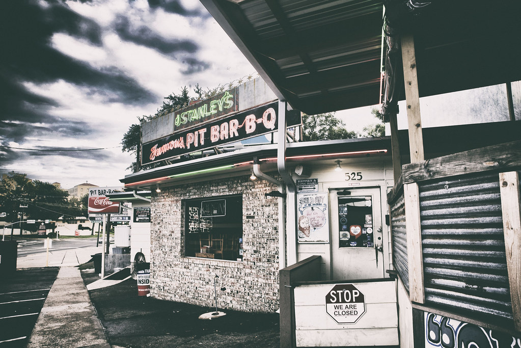 Stanley's Famous Pit Bar-B-Q — Tyler