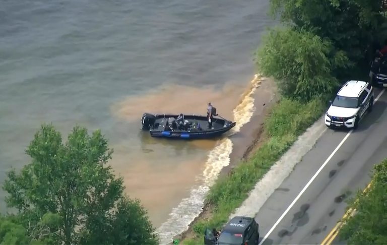 3 Dead In Wisconsin Lake Boat Accident