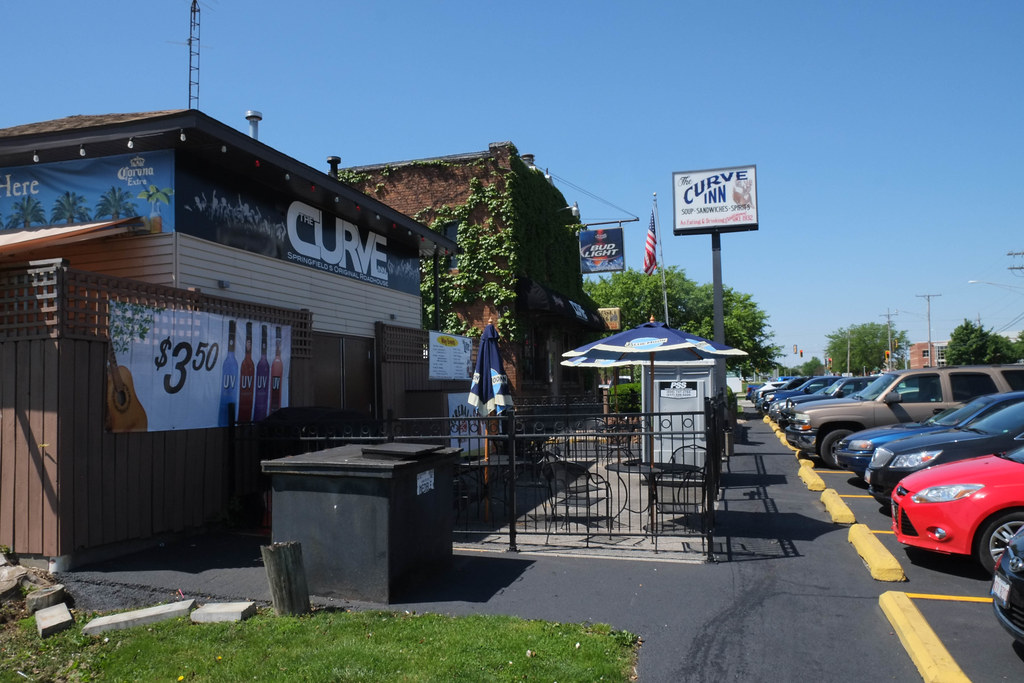 Curve Inn — Springfield