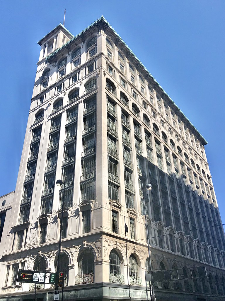 Cincinnati's Historic Gwynne Building Set to Reopen as Luxury Hotel and Restaurant