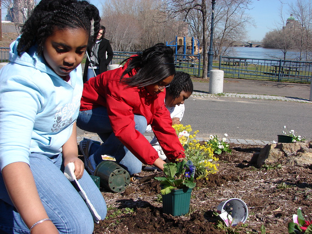 Riverfront Recapture – Charter Oak Landing — Hartford